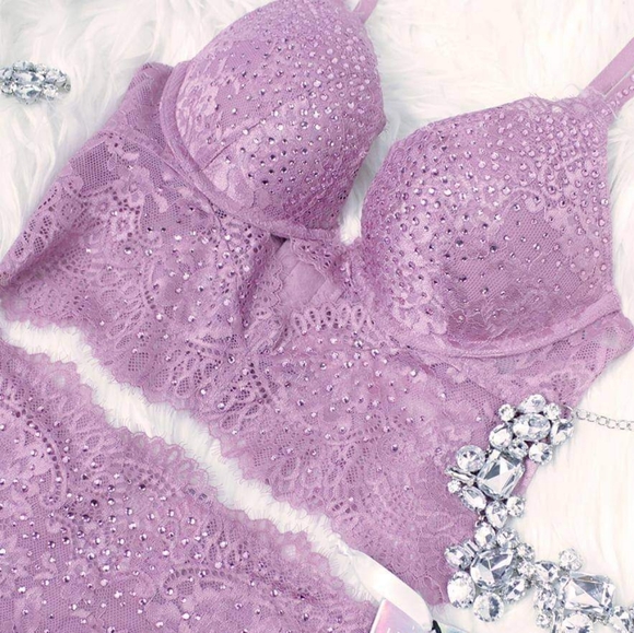 La Senza Limited Edition Beyond Sexy Ultimate Plunge Long Line Push Up Bra Lilac